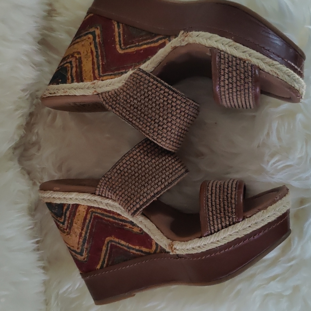 Lucky Brand Wedge size 9 - Picture 3 of 6
